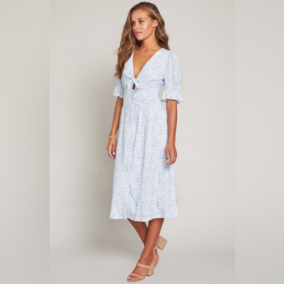 Lost + Wander Wander My Way Midi Dress S Blue White Floral Tie Front Smocked NWT - Picture 8 of 10